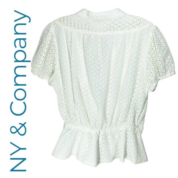 NWT NEW YORK & COMPANY EVA MENDES WHITE EYELET PEPLUM BLOUSE, SIZE MEDIUM - Picture 2 of 8